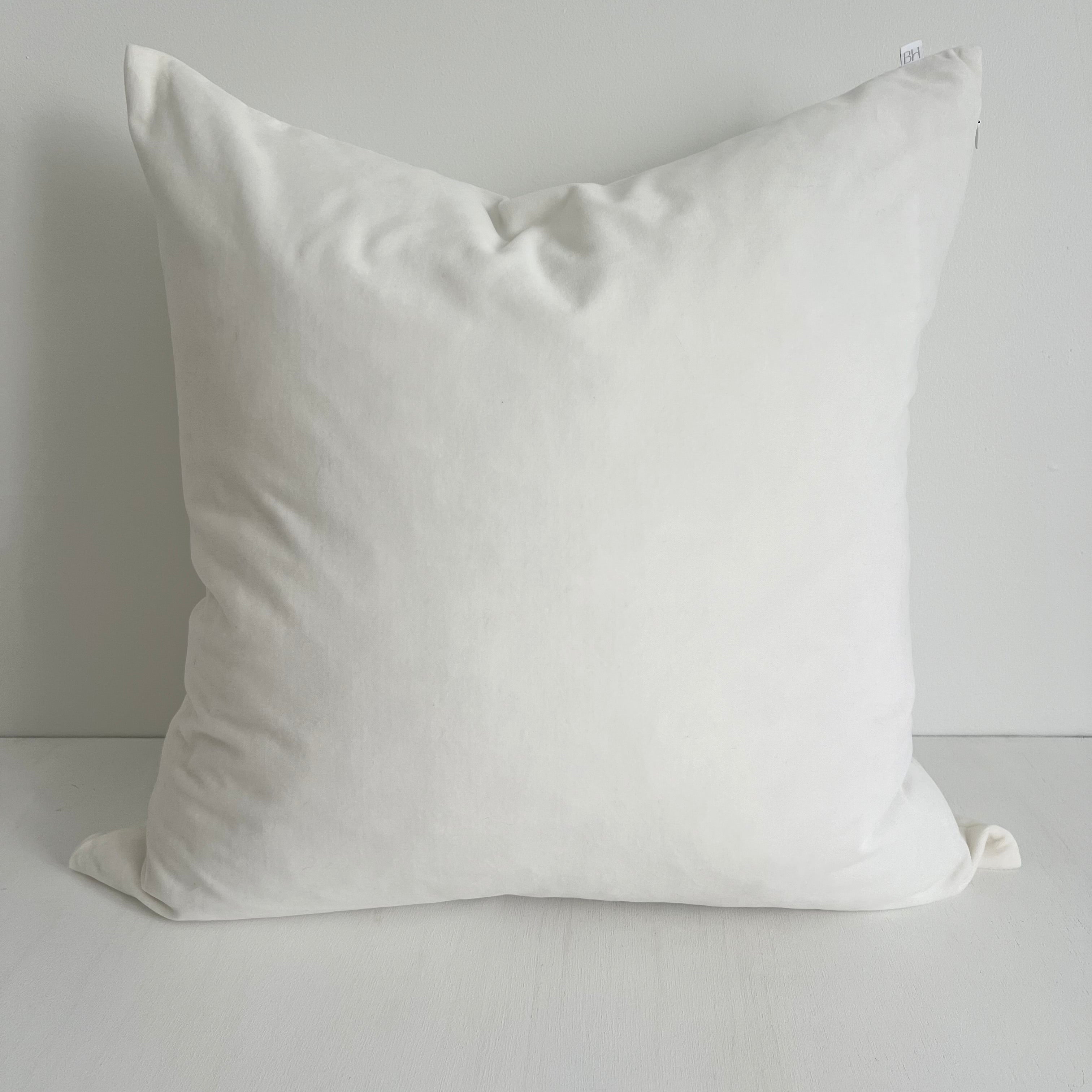 Bulimba home elke white velvet cushion