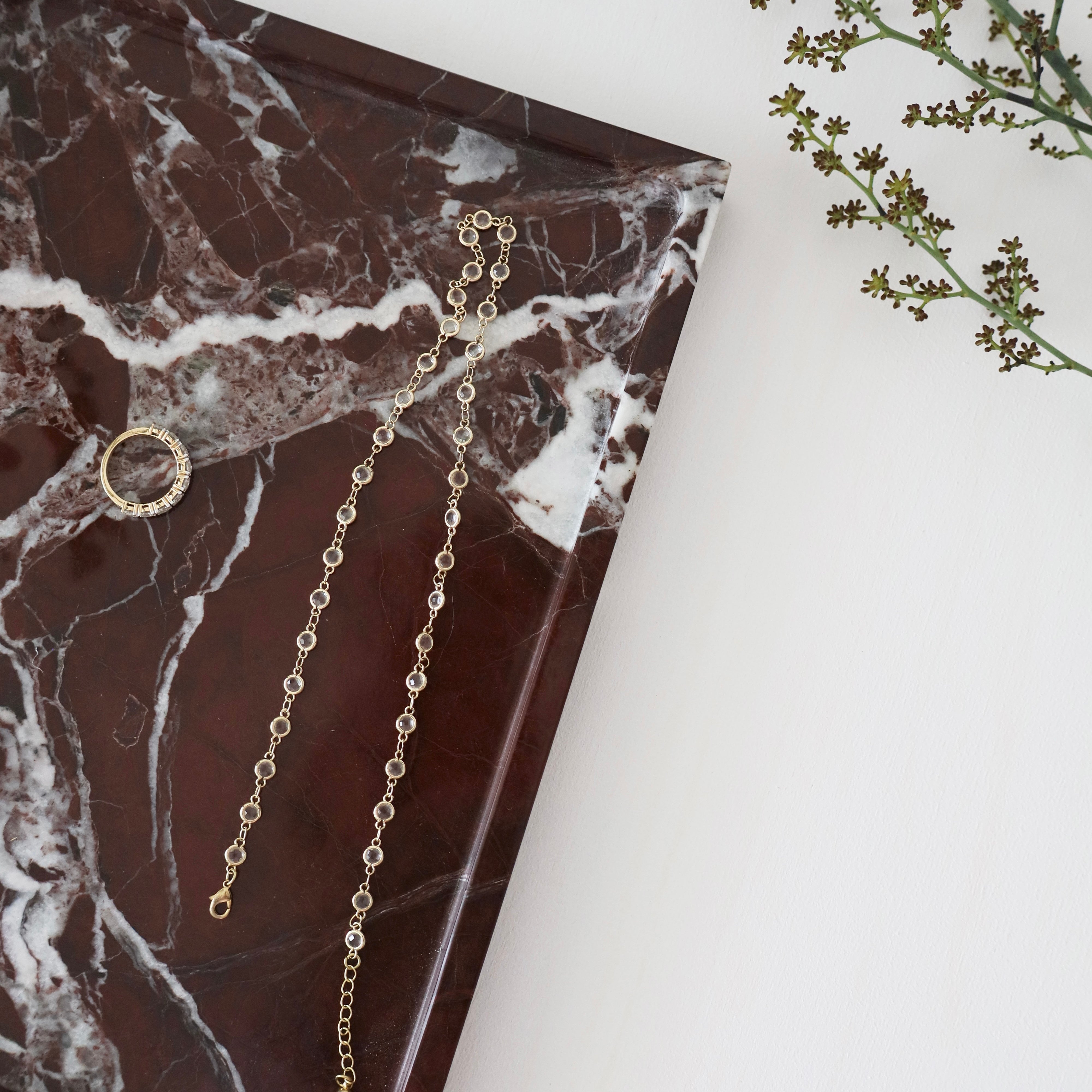 Bulimba home decorative marble tray for jewellery, tv remotes or perfumes.