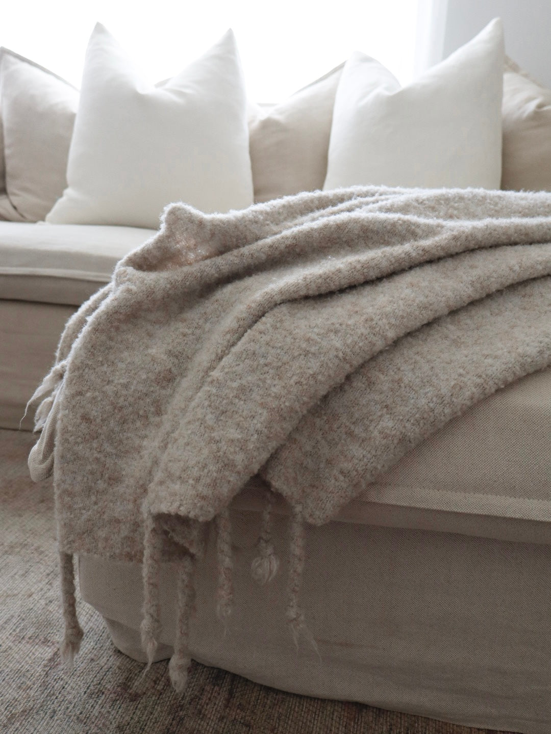 Bulimba home Beige Tassel throw rug 